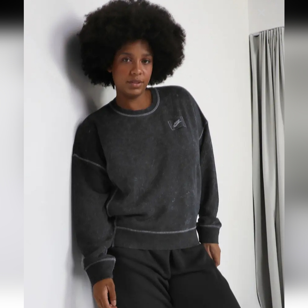 Nike Acid Wash Black Grey Terry Crew Neck Cropped Sweatshirt Women's Small